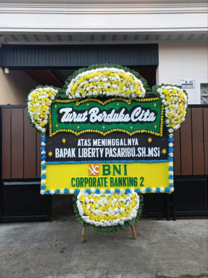 Papan Bunga Duka di Manjahlega