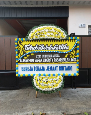 Papan Bunga Duka di Manjahlega