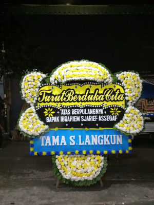 Papan Bunga Duka di Manjahlega